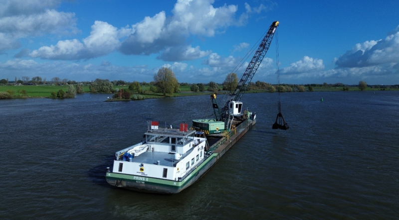 Baggerschip De Prins 6 van Van den Herik-Sliedrecht