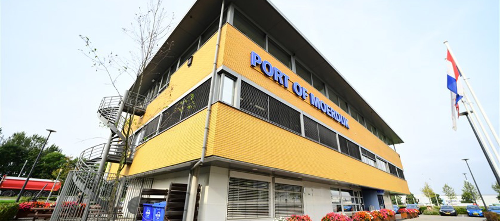 2809 Moerdijk (2) LR